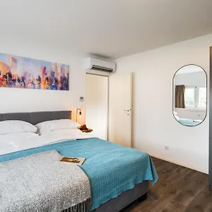 Urban Island I Riverside Wenen