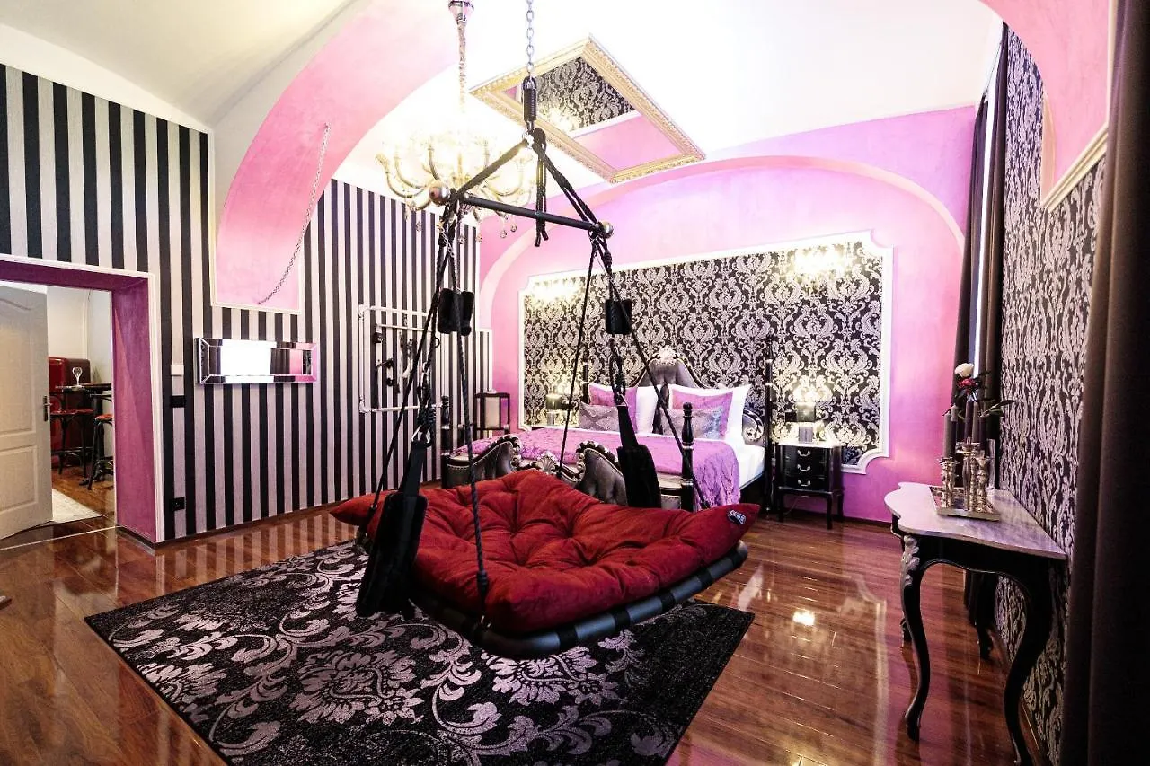 Sophie'S Place - Love Edition Vienna Austria